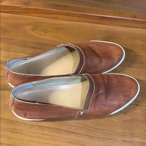 Frye Melanie slip on. EUC